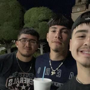 Meet your Posher, Ernesto